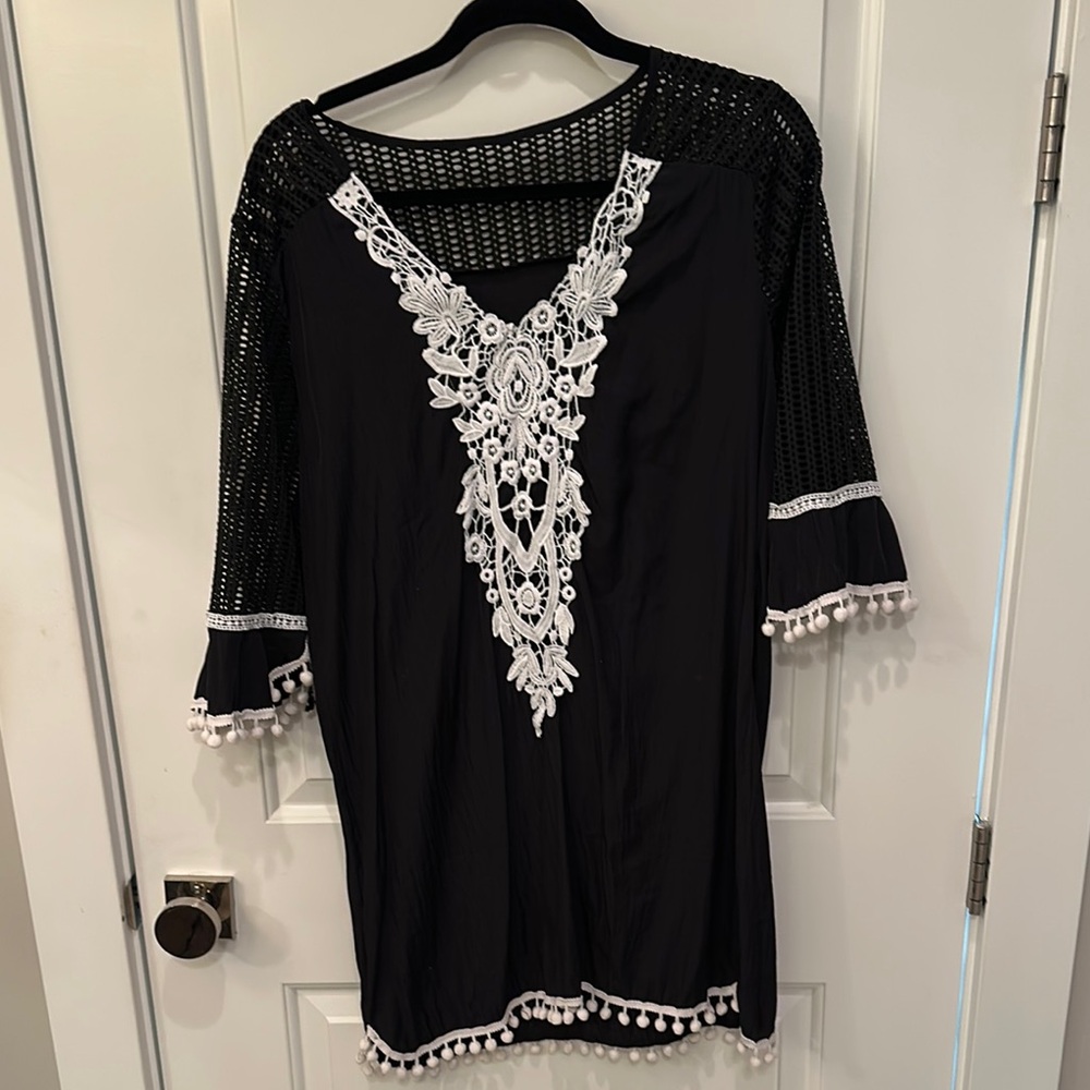 Elegant Black and White Crochet Swim Coverup